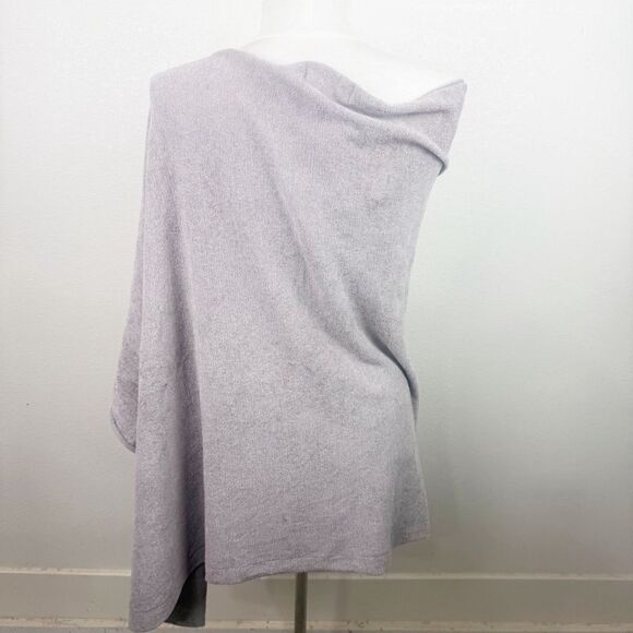 Barefoot Dreams Poncho Shawl One Size NEW - Picture 7 of 7